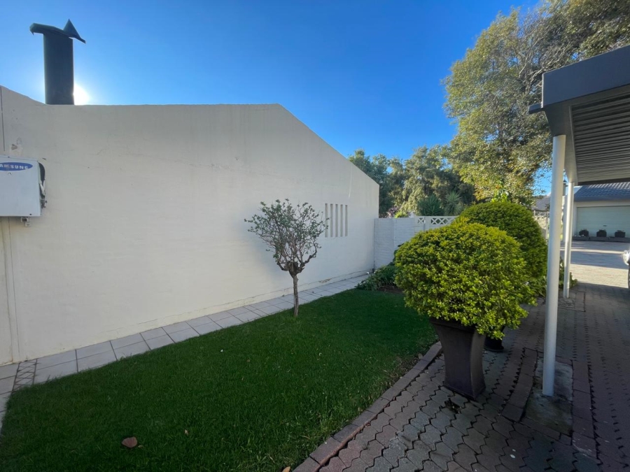 4 Bedroom Property for Sale in Doorn Free State